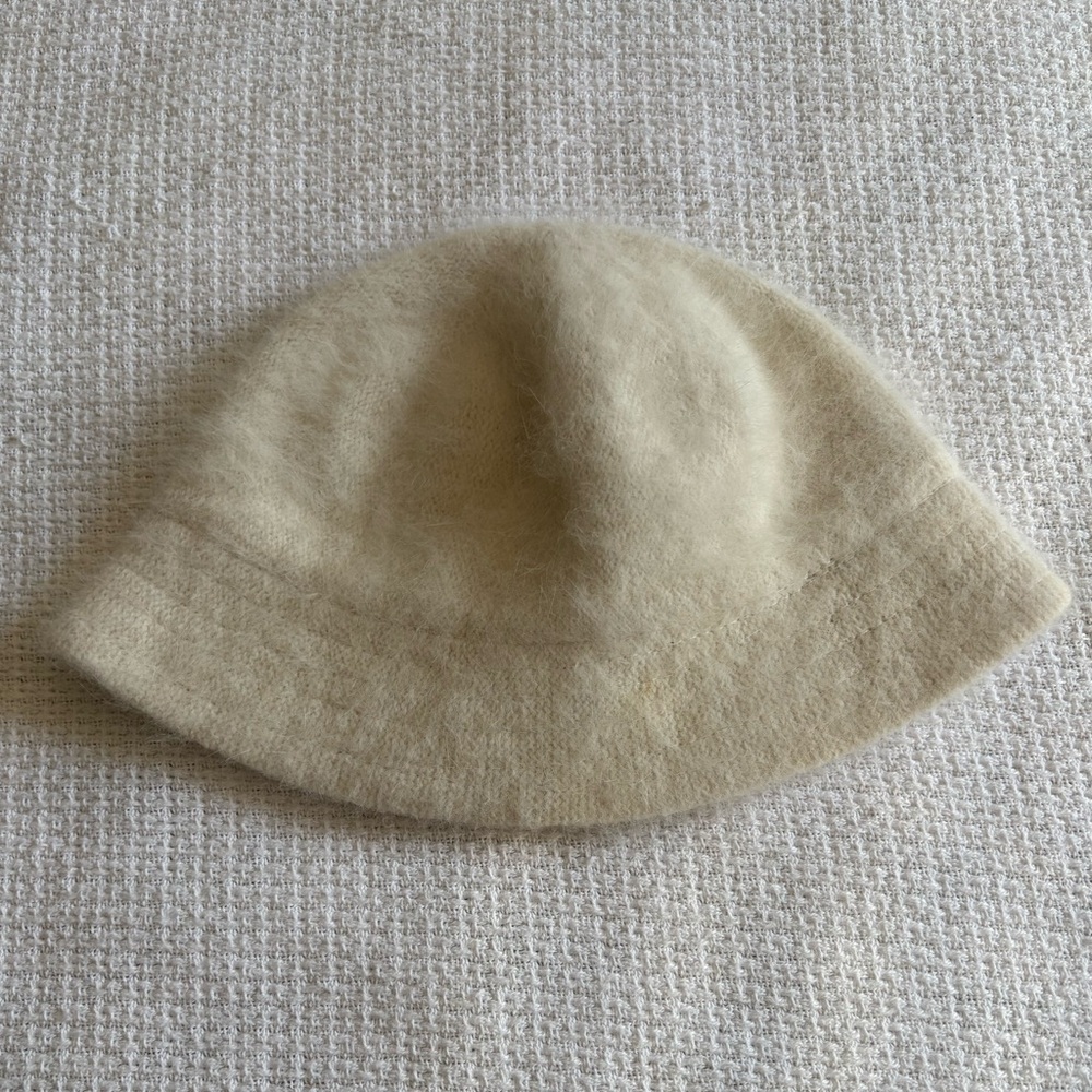 Cream White Wool Bucket Hat